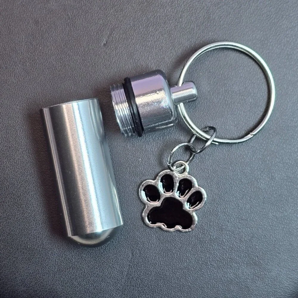 Aluminum Pet‎ Ashes Cylinder Keychain With Paw Charm (NWOT)